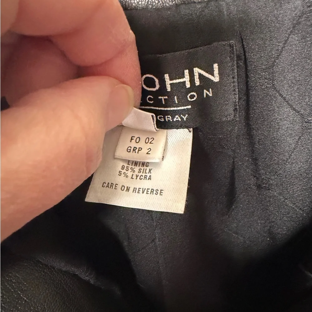 St. John Collection Vintage Italian Black Leather Pants Size 6 Snap Buttons